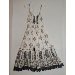 Anthropologie Me 2 Magic Womens Dress  Sz L Embroidered white /black‎ new Flower